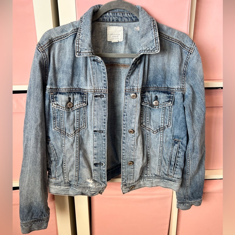 American Eagle Jean Jacket Size Small